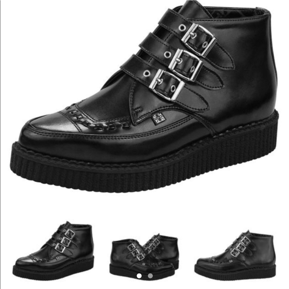 TUK footwear: 3-Buckle Pointed Boots